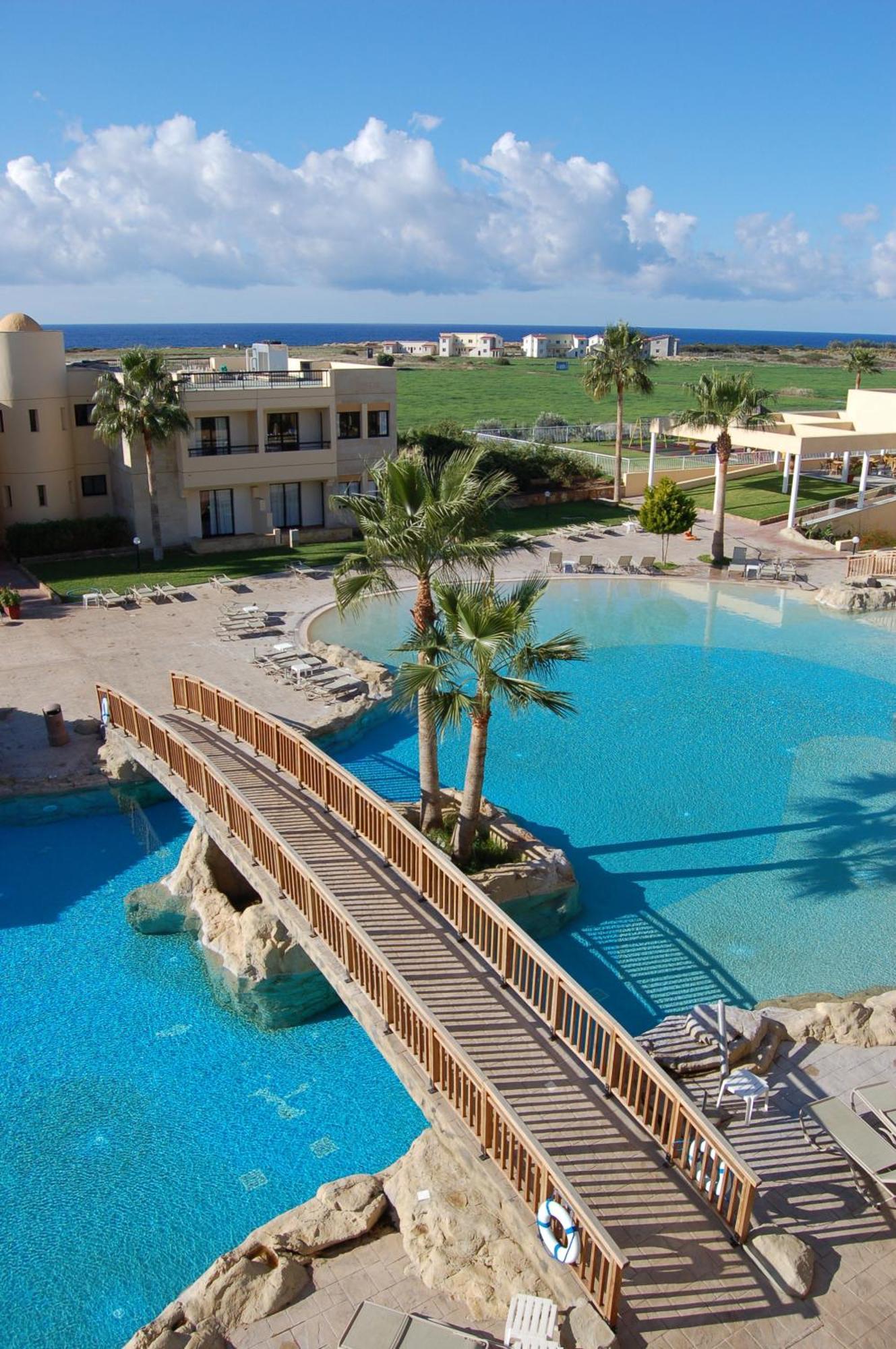 Panareti Coral Bay Resort Exterior photo