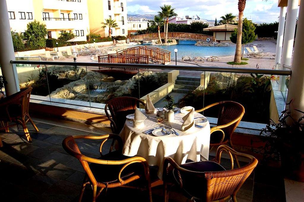 Panareti Coral Bay Resort Exterior photo