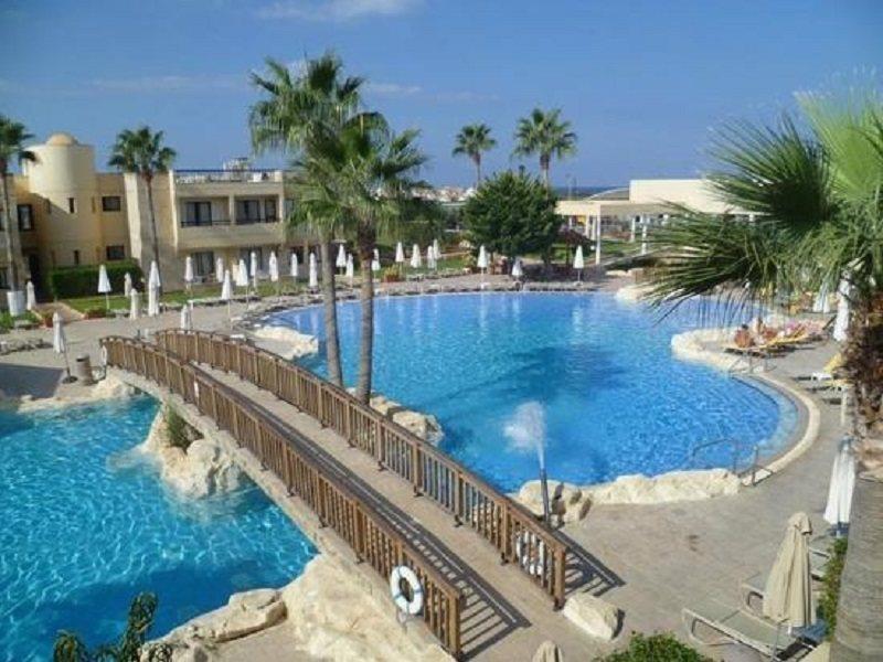 Panareti Coral Bay Resort Exterior photo