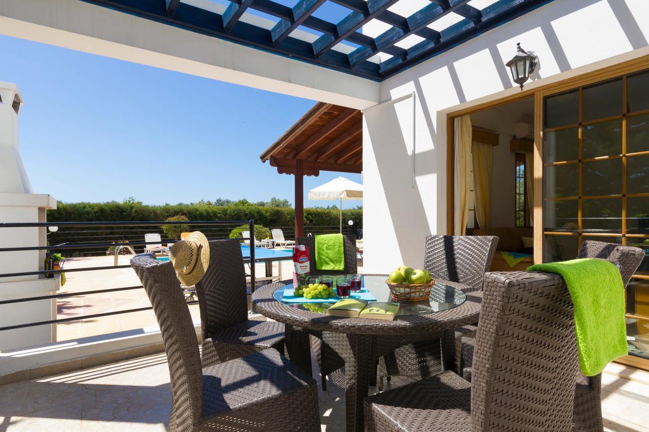 Panareti Coral Bay Resort Exterior photo