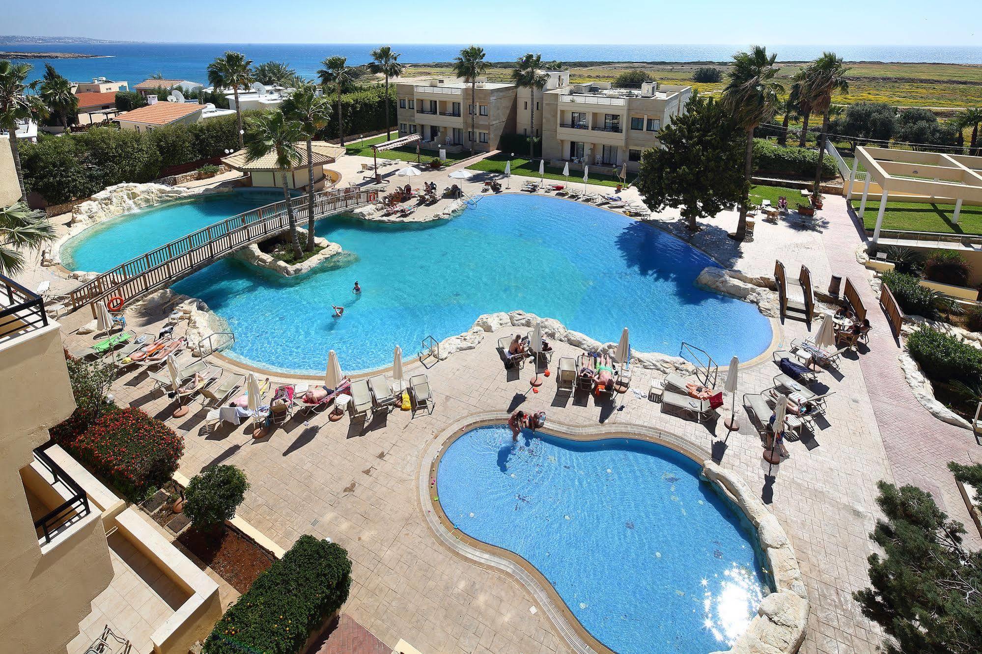 Panareti Coral Bay Resort Exterior photo